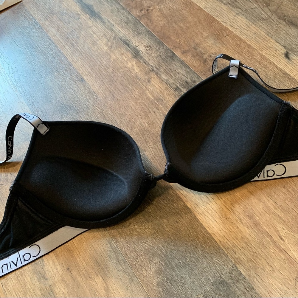 Calvin Klein banded logo push up bra - Picture 8 of 8